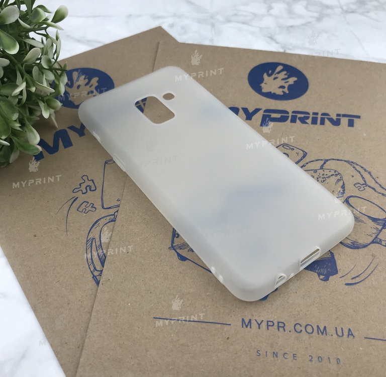 Чохол силіконовий для Samsung A8 2018 білий (4867) 