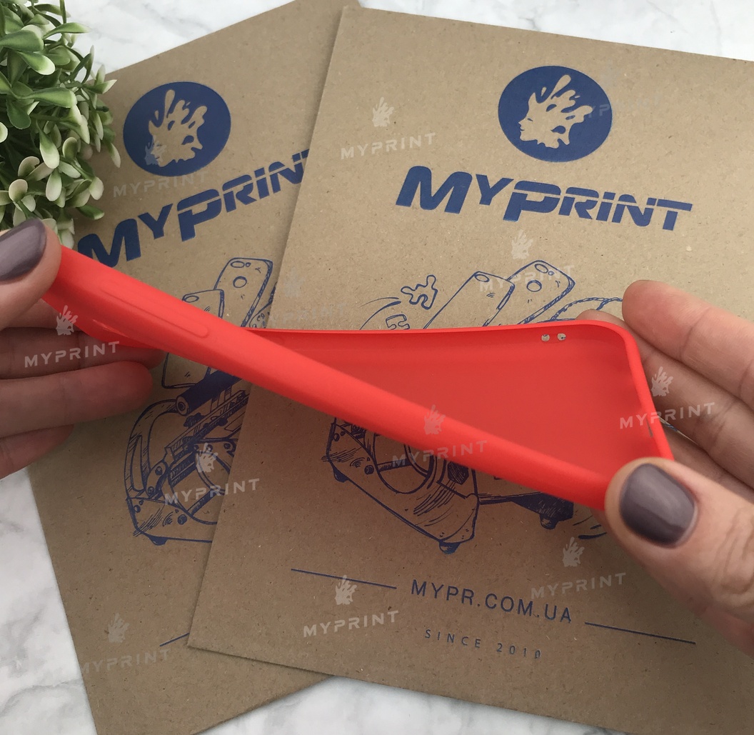 Чохол силіконовий для Samsung A720 червоний (4864) - фото 3 - Чохли для УФ друку