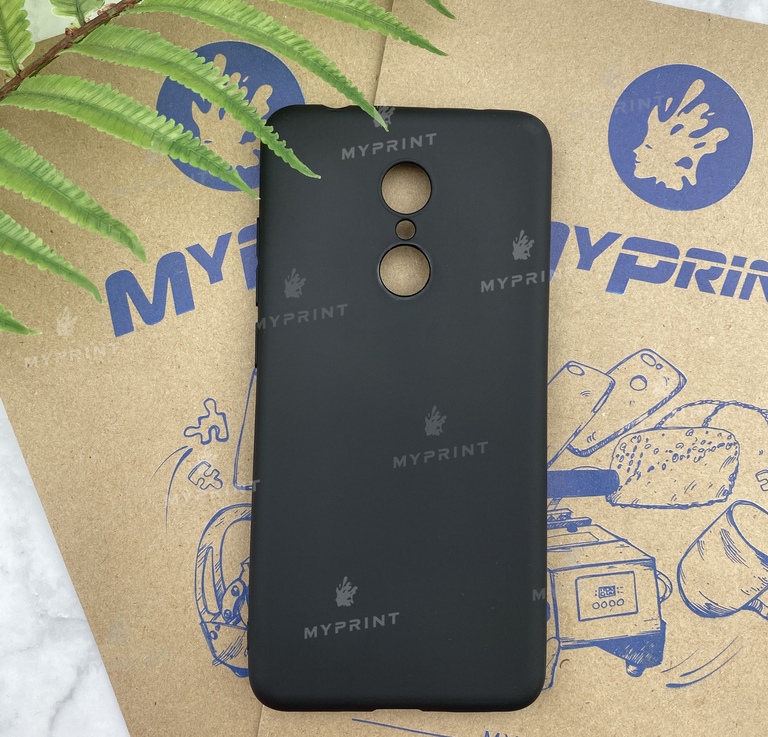 Чохол силіконовий для Xiaomi Redmi 5 чорний (5234) 