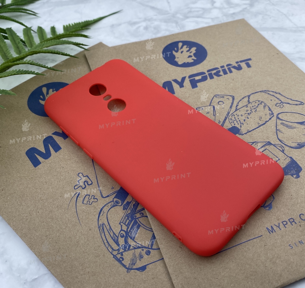 Чохол силіконовий для Xiaomi Redmi 5 Plus червоний (5232) - фото 2 - Чохли для УФ друку