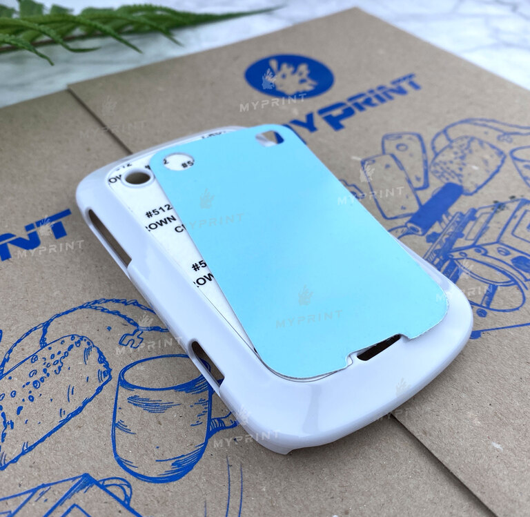 Cover for sublimation 2D plastic (PC) for BlackBerry 9900 white (3119)  Cover for sublimation 2D plastic (PC) for BlackBerry 9900 white (3119)