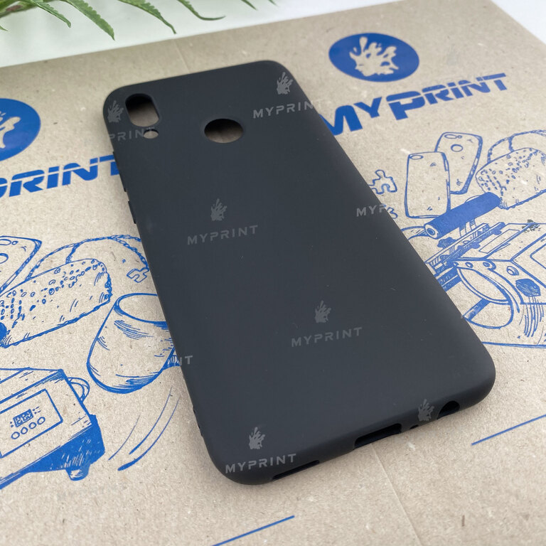 Чехол силиконовый для Huawei Honor 10 Lite черный (6557)  Чехол силиконовый для Huawei Honor 10 Lite черный (6557)