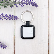 Брелок для сублимации пластиковый двусторонний квадратный черный 25*25 мм (7602) - фото 1 Брелок для сублимации пластиковый двусторонний квадратный черный 25*25 мм (7602) - фото 1 - Заготовки для сублимации