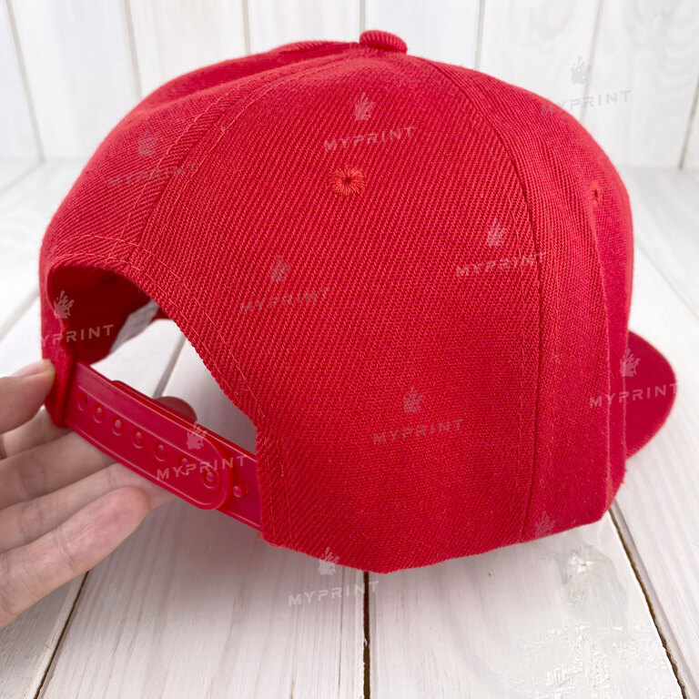Кепка з прямим козирком snapback червона (7980)  Кепка з прямим козирком snapback червона (7980)