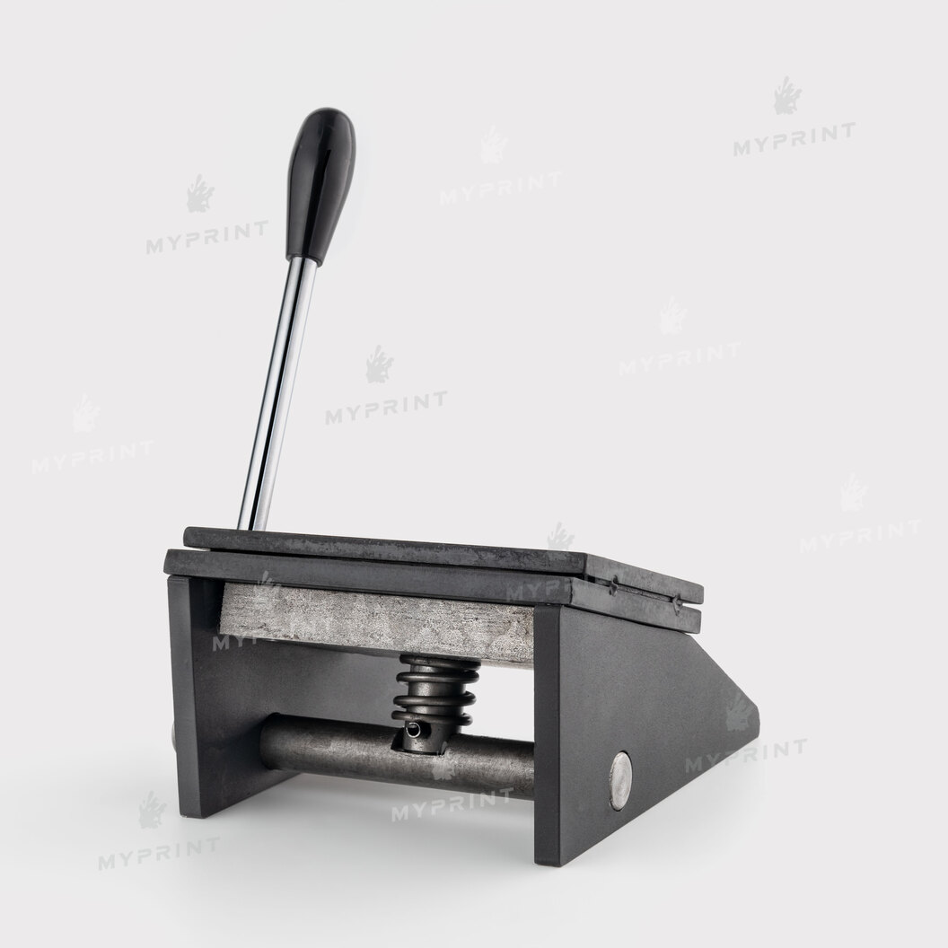 Висічка 90*65 мм (11950) - фото 2 Висічка 90*65 мм (11950) - фото 2 - Обладнання і заготовки для значків магнітів брелоків